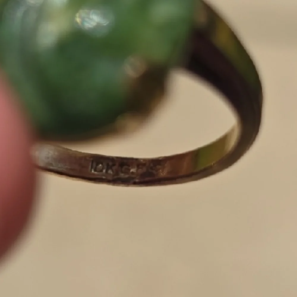 Antique & Vintage Carved Jade‎ ring, 10K Gold-filled